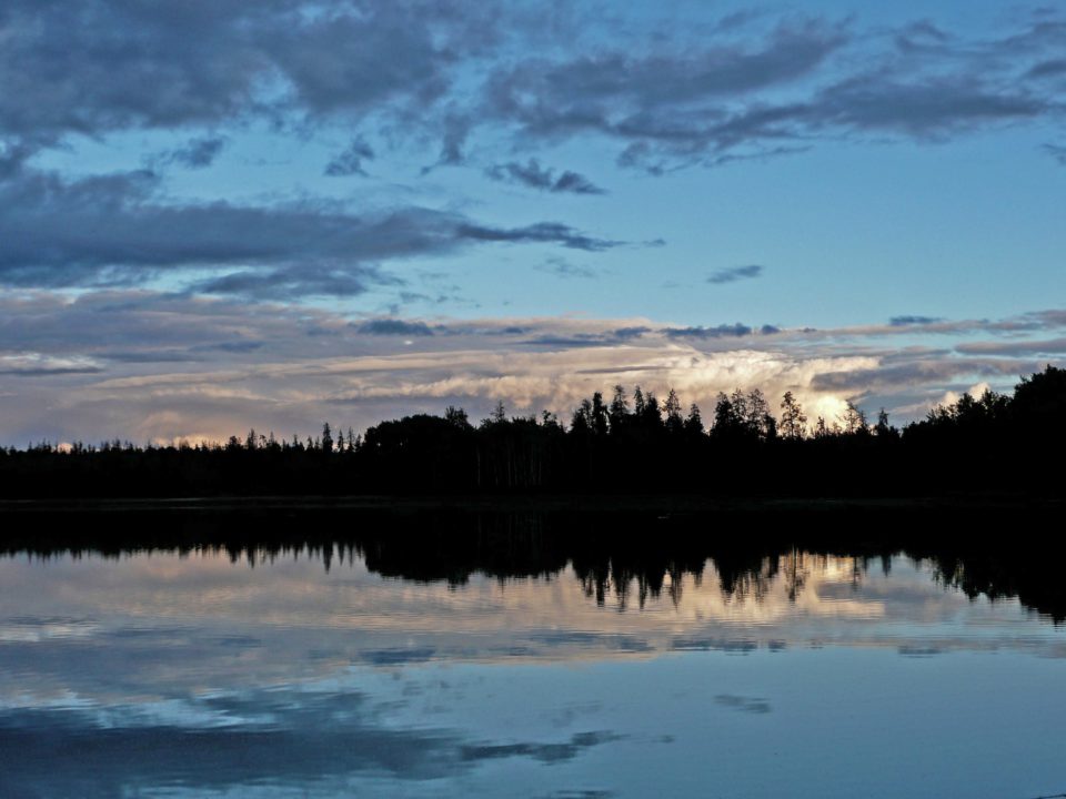 Järvi, auringonlasku