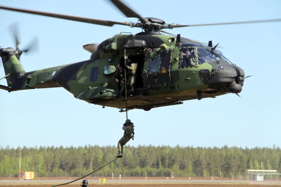 Puolustusvoimat, helikopteri