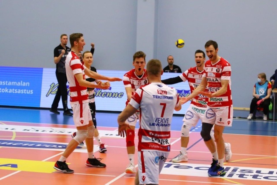 VaLePa, Savo Volley