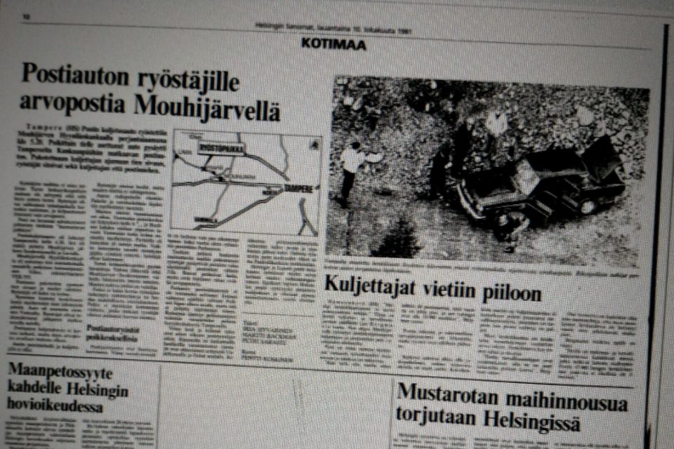 Mouhijärven postiautoryöstö, Helsingin Sanomat