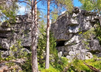 Pirunvuori, luola