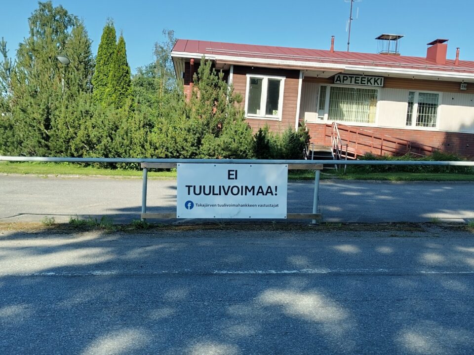 Takajärven tuulivoimahankkeen vastustajat